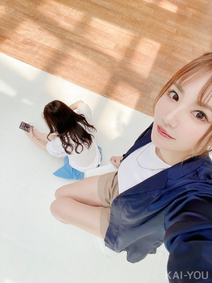 セクシー女優　桜空ももさんと天海つばささん