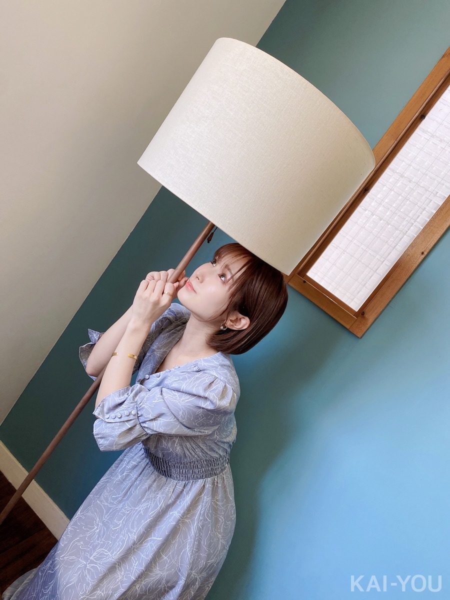セクシー女優　小島みなみさんと羽咲みはるさん