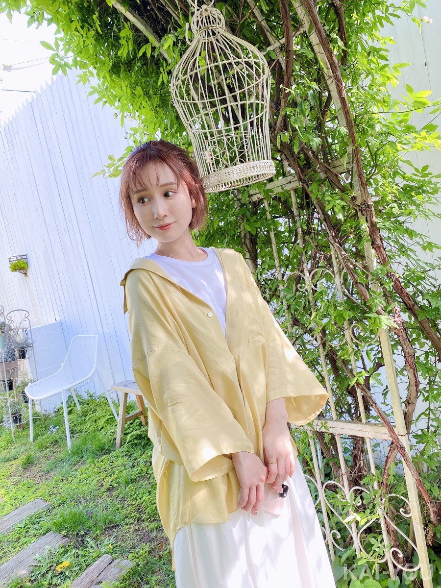 セクシー女優　小島みなみさんと羽咲みはるさん