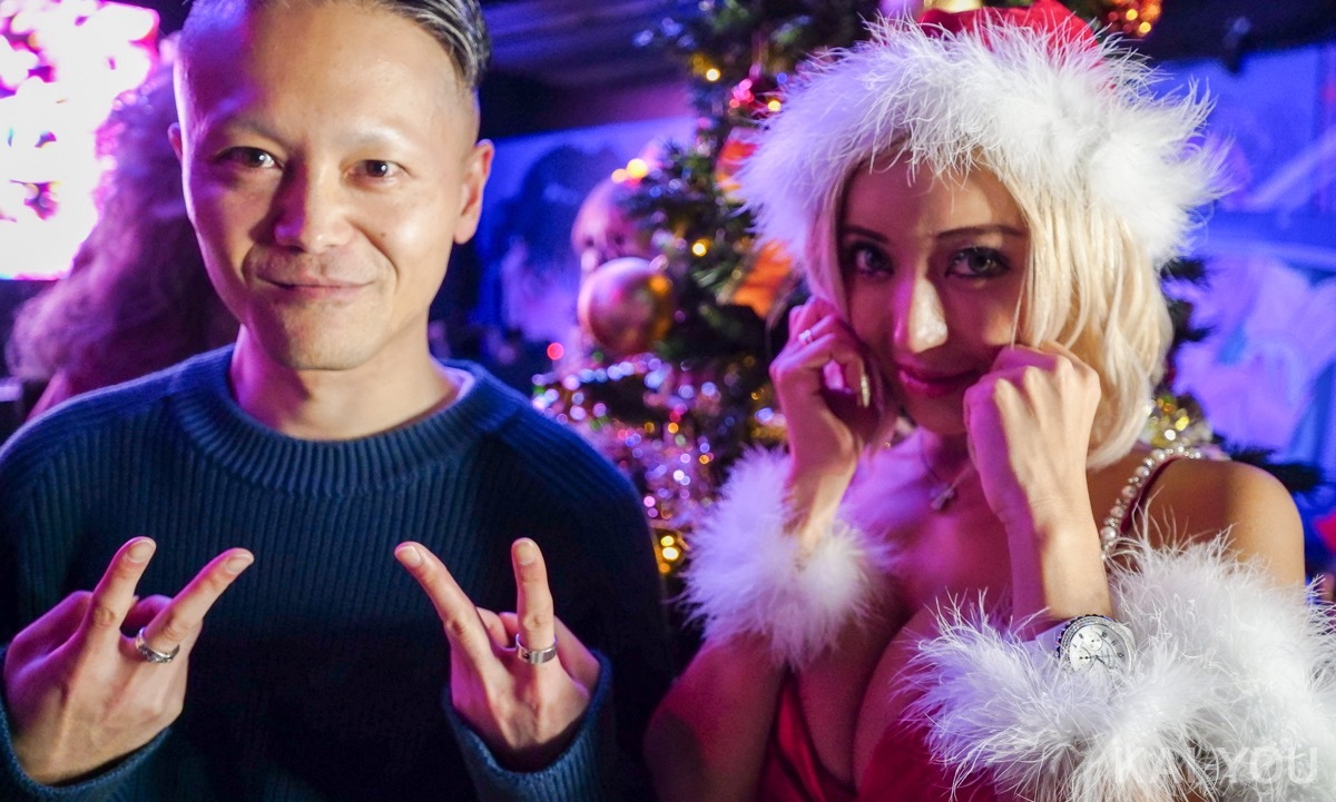 画像16: ギャルと一緒のクリスマスなんて最高やん！ 黒肌ギャル雑誌のパーティーに潜入