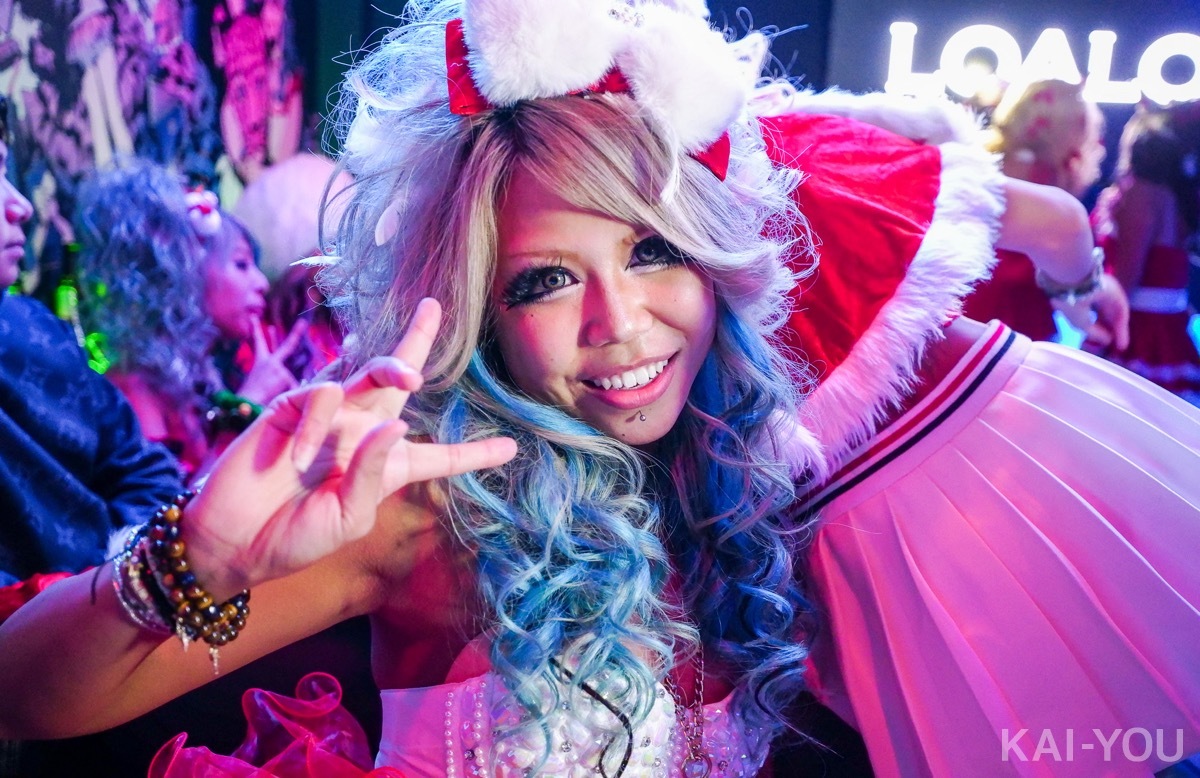画像7: ギャルと一緒のクリスマスなんて最高やん！ 黒肌ギャル雑誌のパーティーに潜入