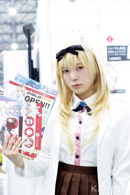「コミックマーケット96」美人コスプレコンパニオン写真17