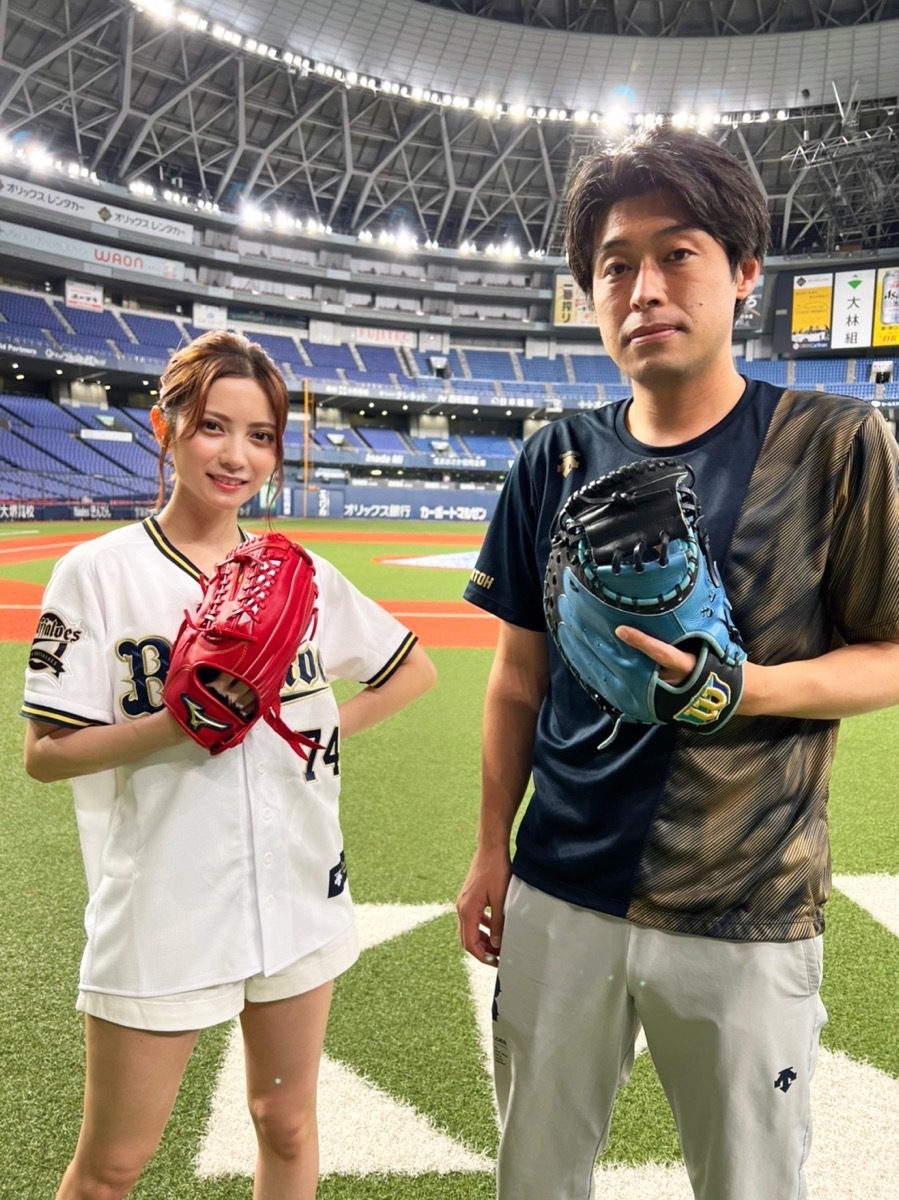 画像6: 桃月なしこ、無念の始球式「あと3回くらい投げたら」ストライクへの道はまだ続く