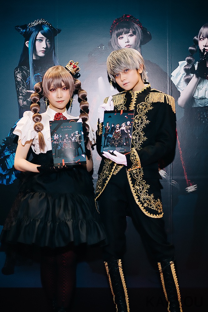 （左）えい梨さん（右）桃月なしこさん