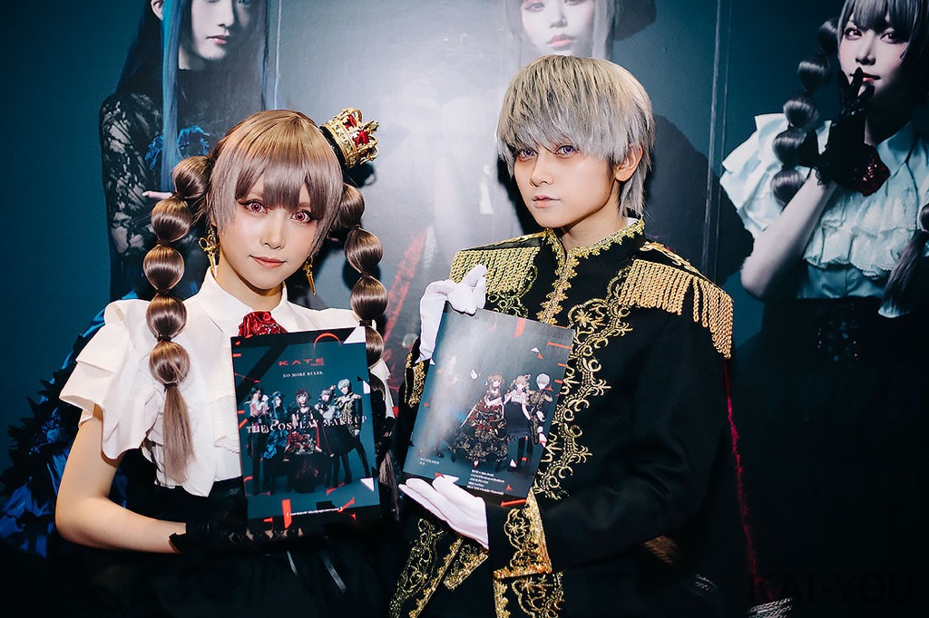 （左）えい梨さん（右）桃月なしこさん