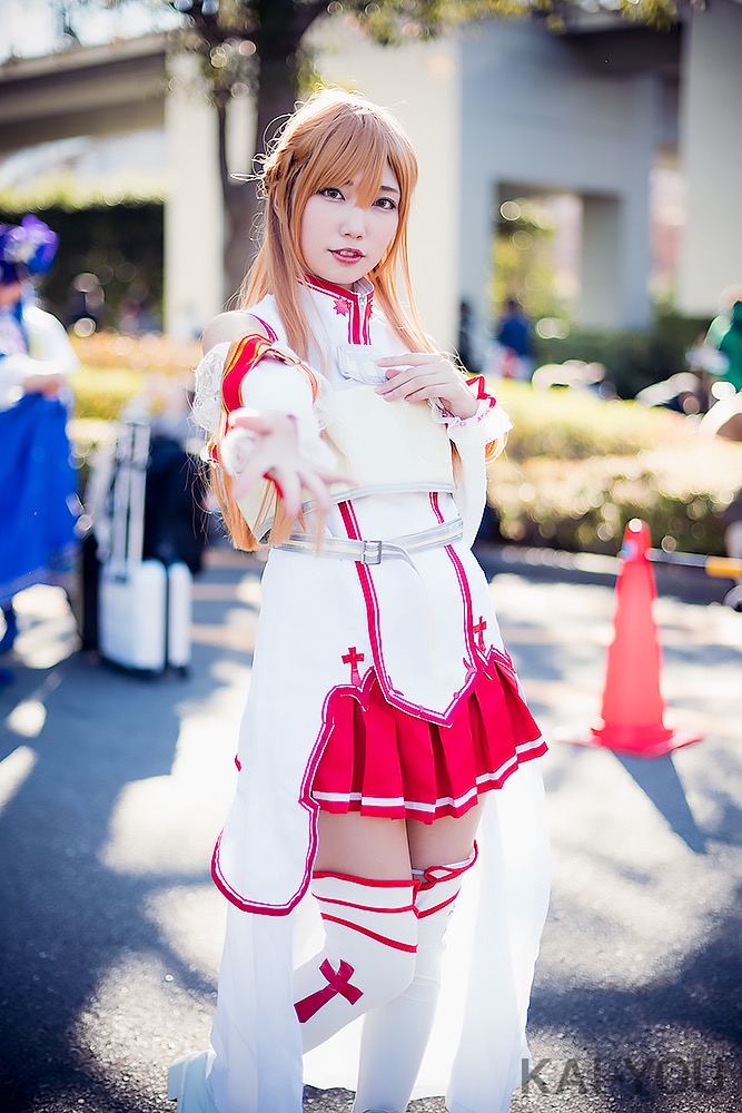 肩出しだが、腹巻きを装備しているという霜月めあさん