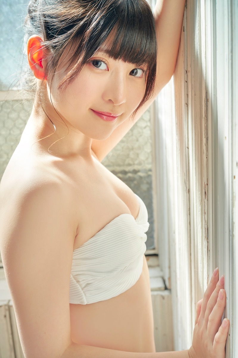 小鳥遊るい『週刊プレイボーイ』