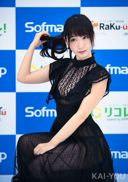 伊織もえさん『週刊ヤングジャンプ』イベント4