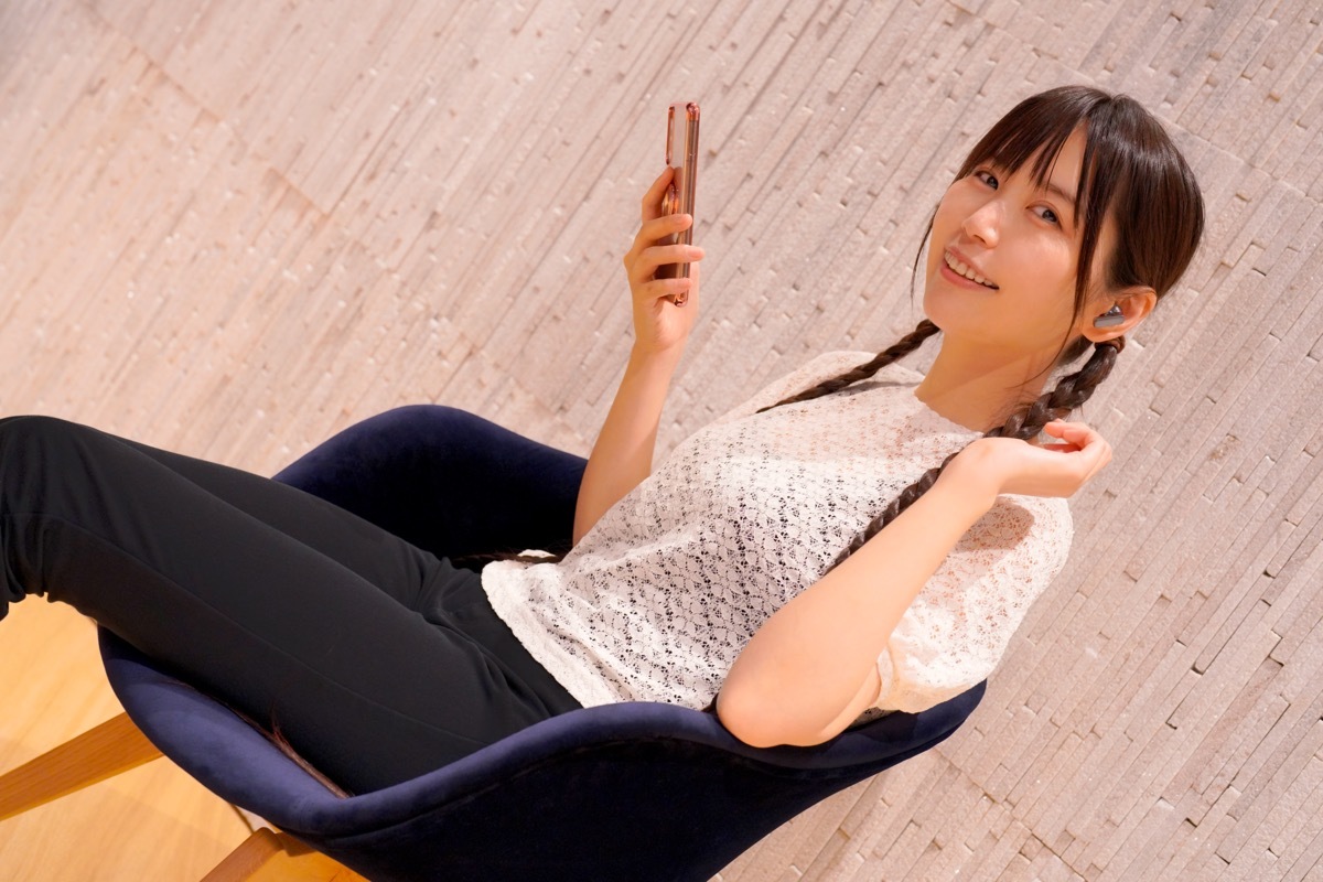 小岩井ことりさん「HUAWEI FreeBuds Pro 2」イメージカット／提供写真