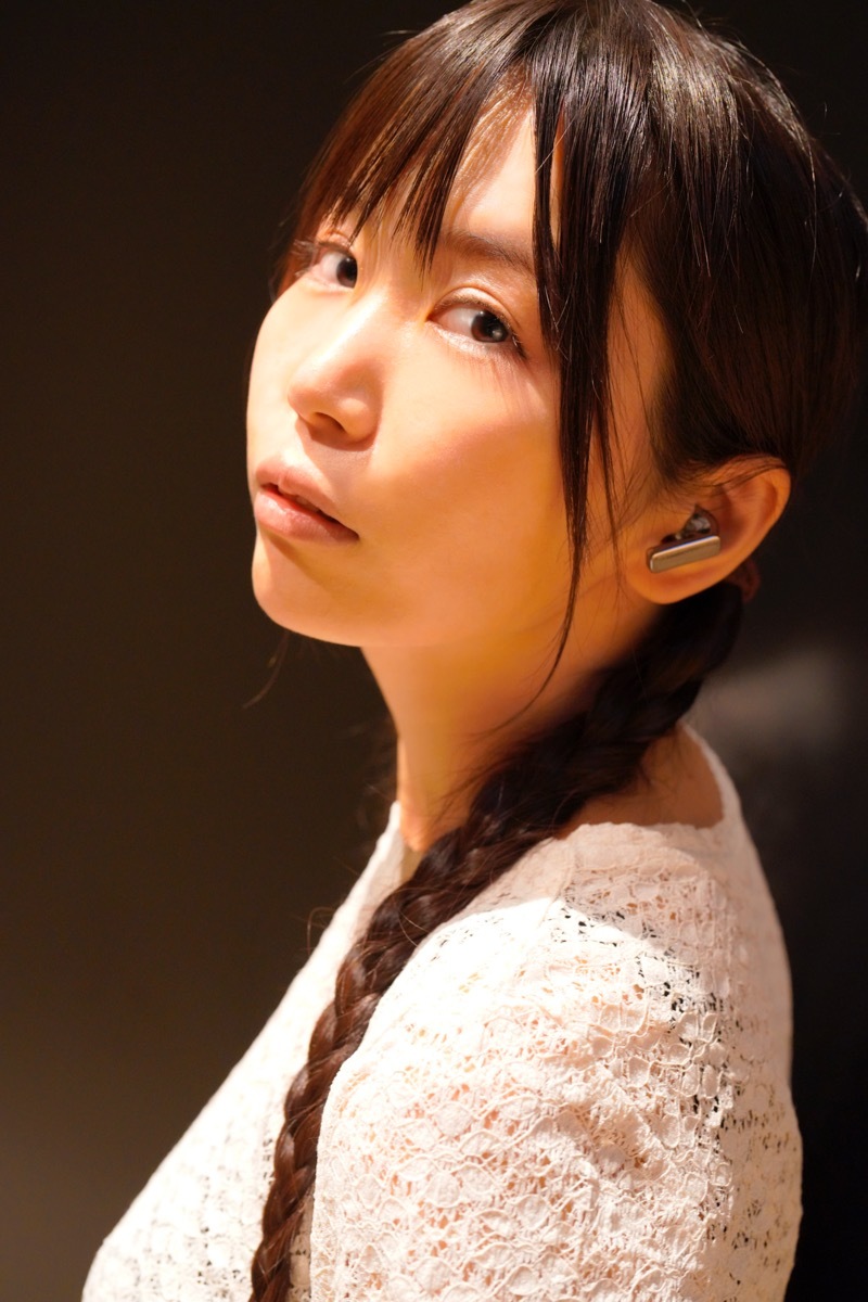 小岩井ことりさん「HUAWEI FreeBuds Pro 2」イメージカット／提供写真