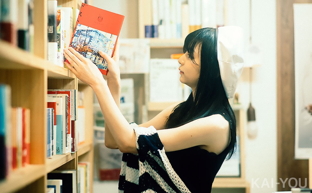 若菜葵さんインタビュー写真