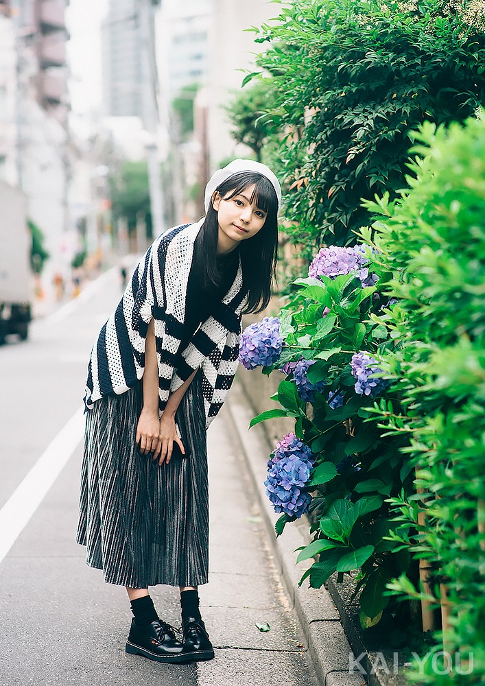 若菜葵さんインタビュー写真