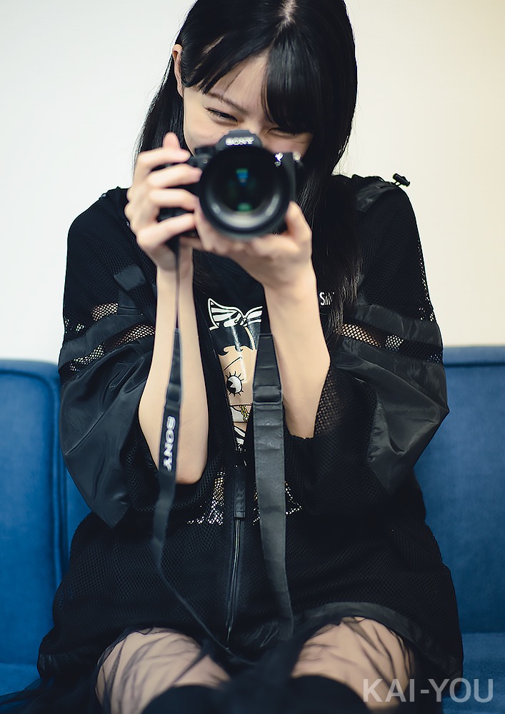 若菜葵さんインタビュー写真