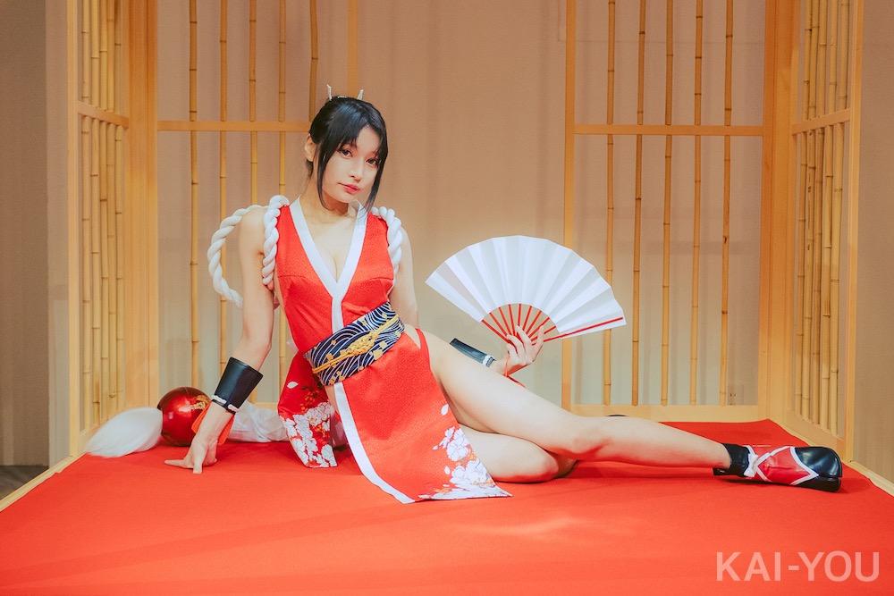 似鳥沙也加さんの不知火舞コスプレ