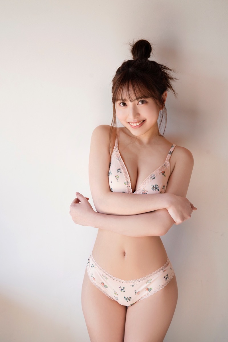 竹内星菜『週刊プレイボーイ』