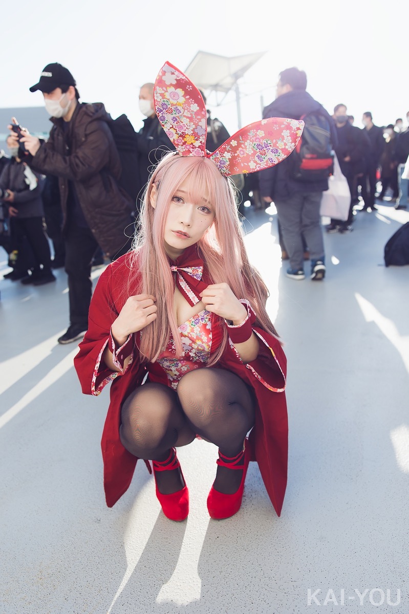 画像7: もはや縁起物！ 篠原みなみの和装バニーコスプレでコミケ会場に光が差す