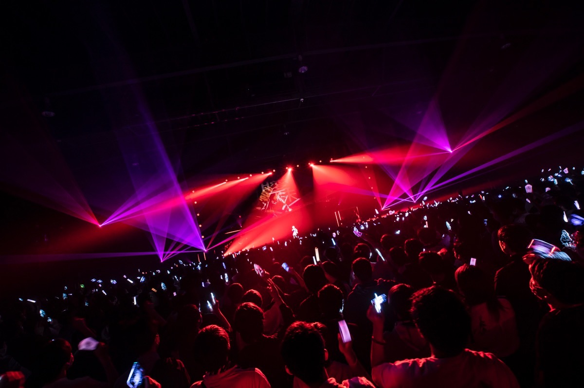 ヰ世界情緒さん「KAMITSUBAKI FES ’23」DAY1