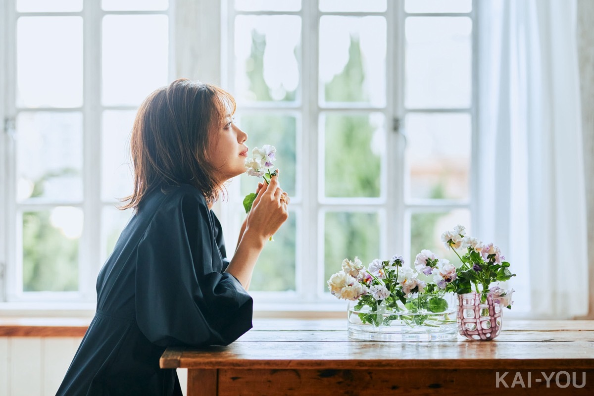 セクシー女優　美谷朱里さん