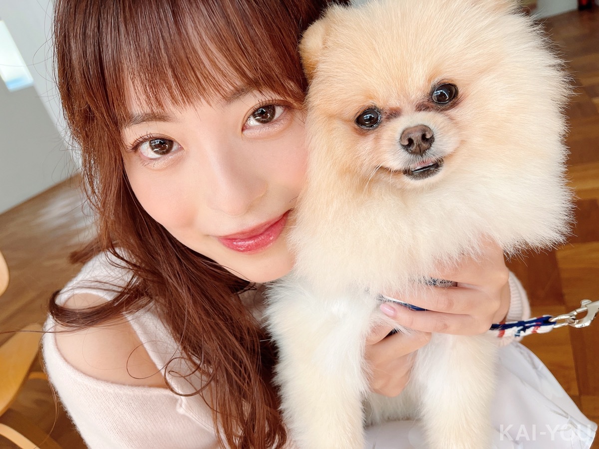 セクシー女優　深田えいみさんと桜もこさん