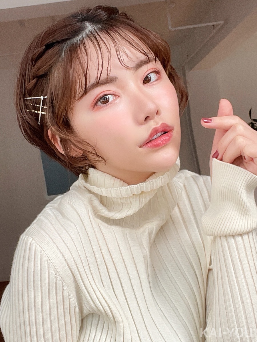 セクシー女優　深田えいみさんと桜もこさん