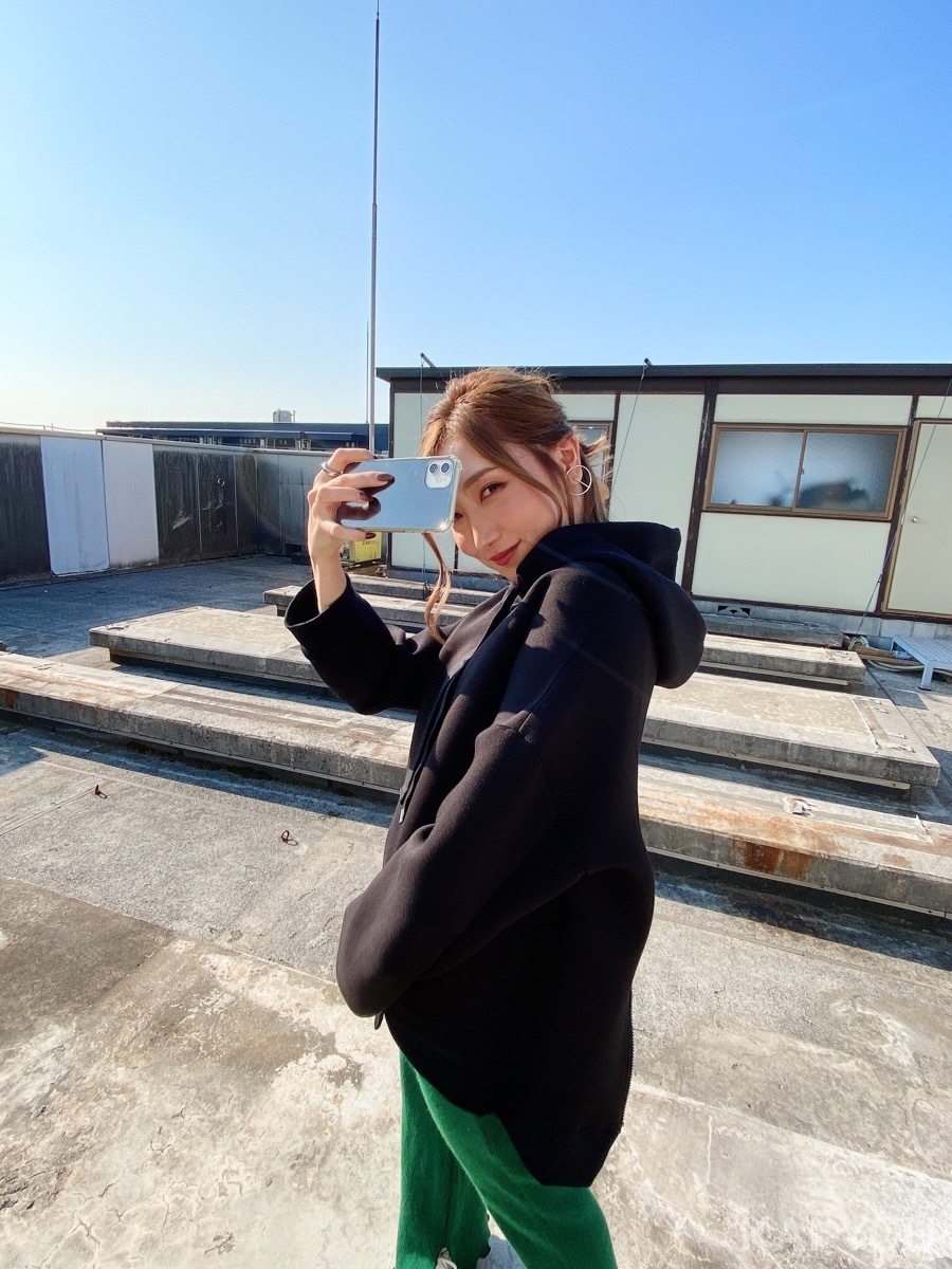 セクシー女優　八木奈々さんと加美杏奈さん