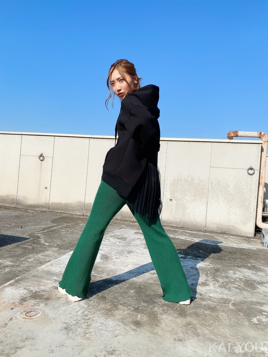 セクシー女優　八木奈々さんと加美杏奈さん