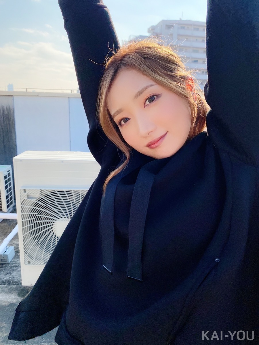 セクシー女優　八木奈々さんと加美杏奈さん