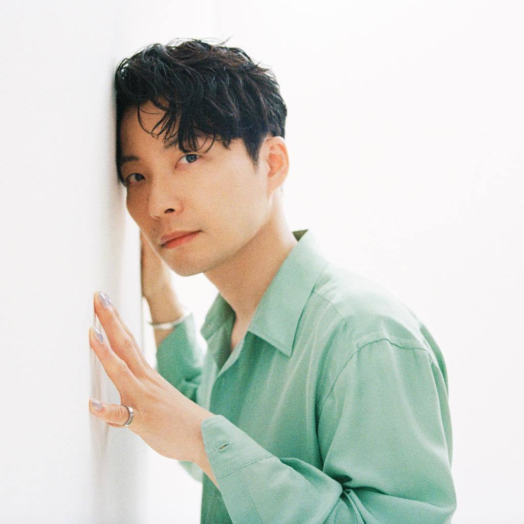 星野源アーティスト写真