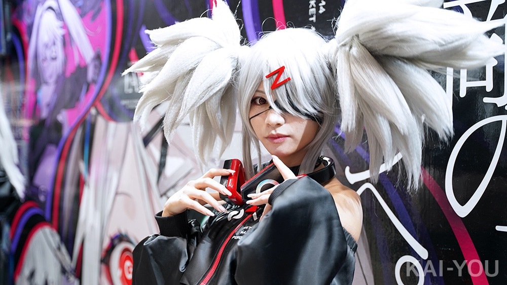 画像15: 【写真】その笑顔、会場限定！ コミケ最終日のコスプレコンパニオン特集