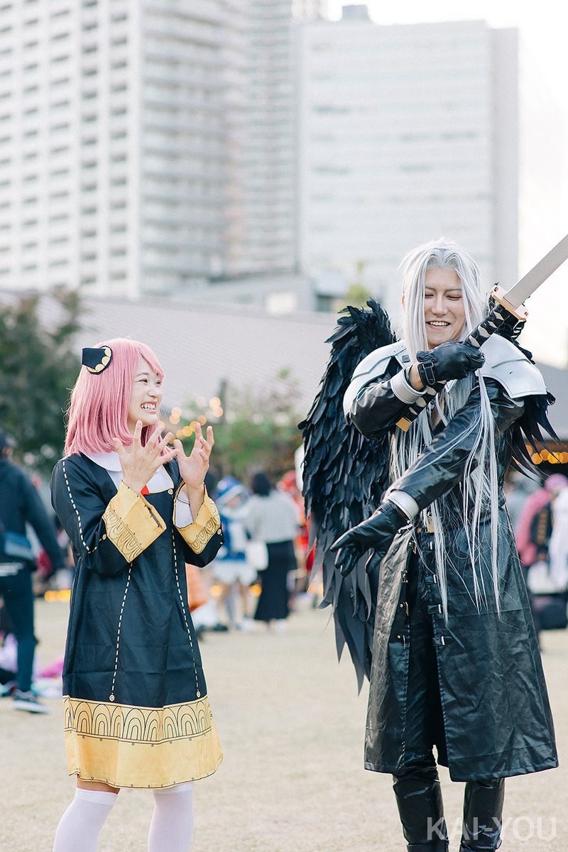 陸上選手・山中日菜美が『SPY×FAMILY』アーニャのコスプレで登場_池袋ハロウィンのコスプレ写真21