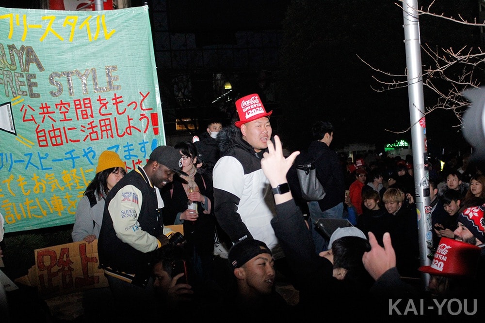 熱狂の渋谷カウントダウン2020年写真