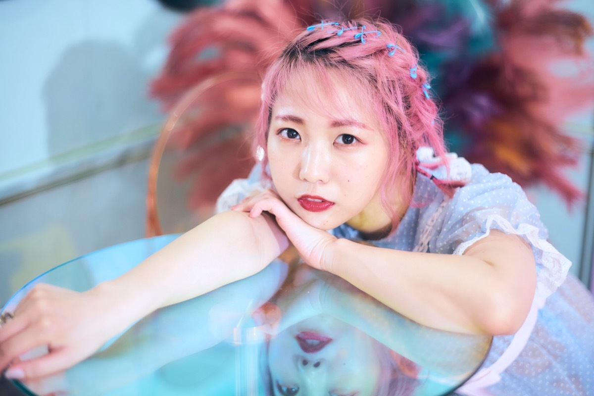 『戸田真琴フォトブック Makolin is』-2