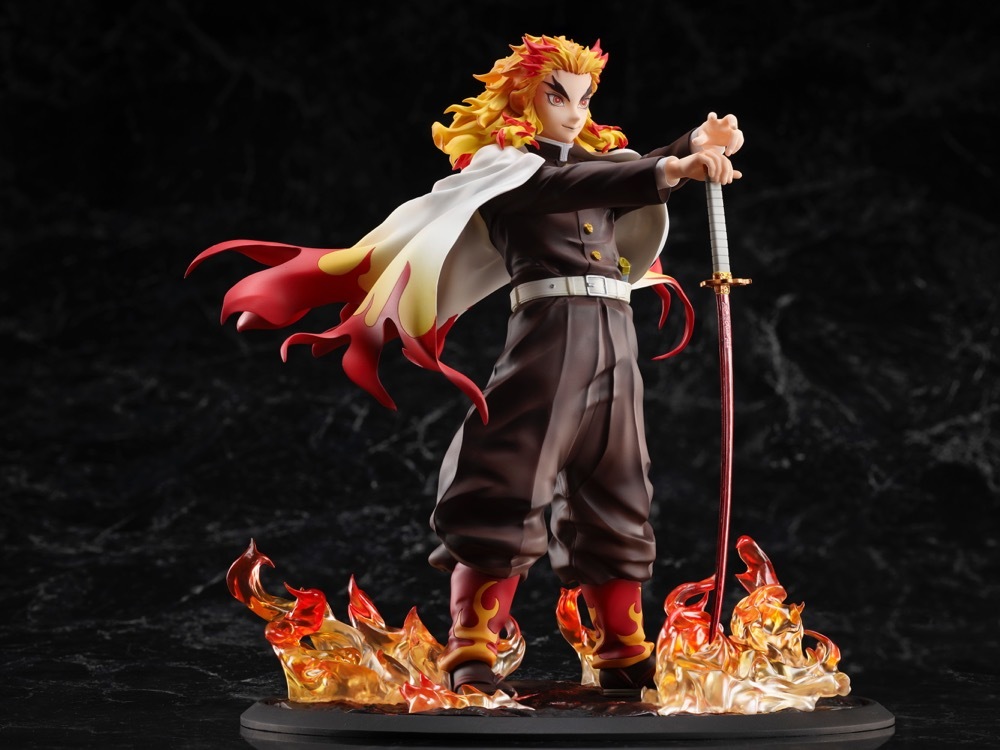 鬼滅の刃』煉󠄁獄杏寿郎が1/8フィギュア化 威風堂々たるその姿！ - KAI