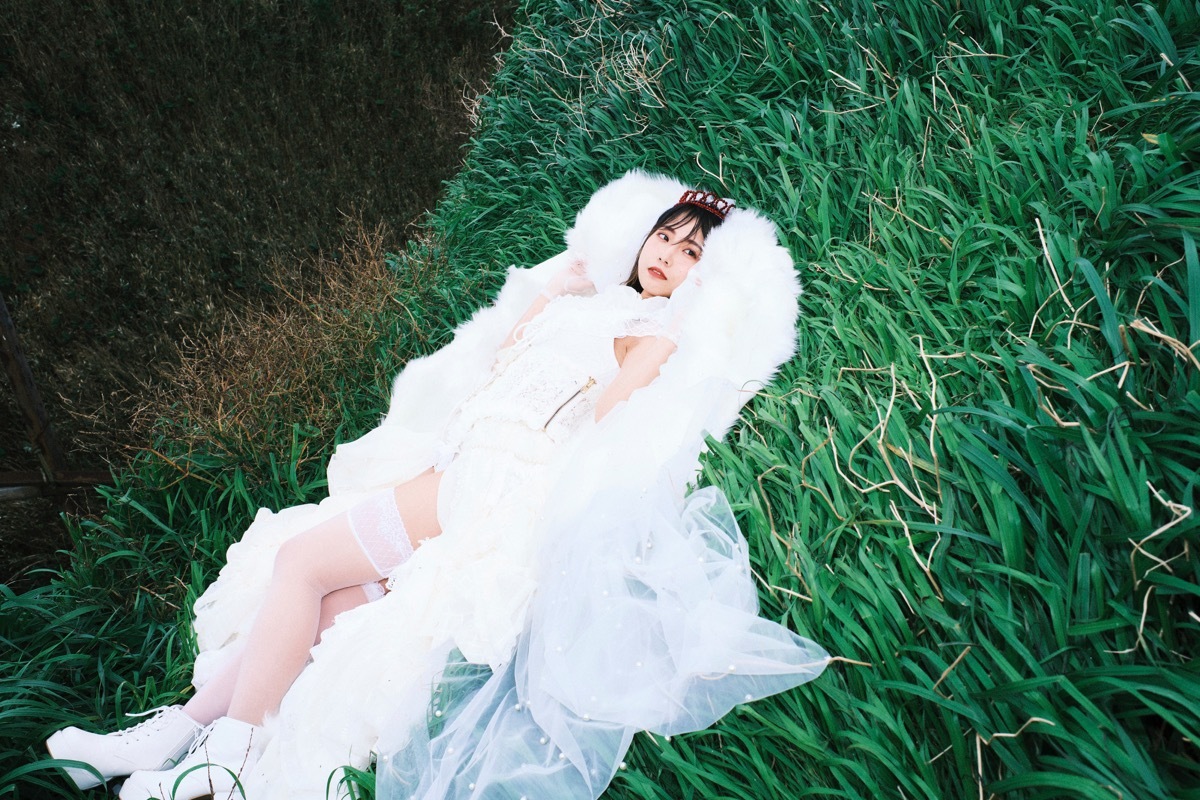 『戸田真琴フォトブック Makolin is』-4