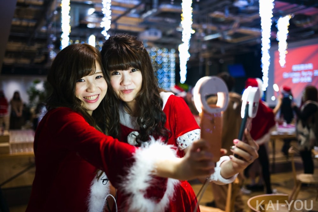 「LINE LIVE Christmas Party 2018」の様子