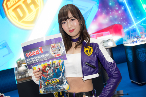 タカラトミーのコンパニオンさんのコスプレ画像5