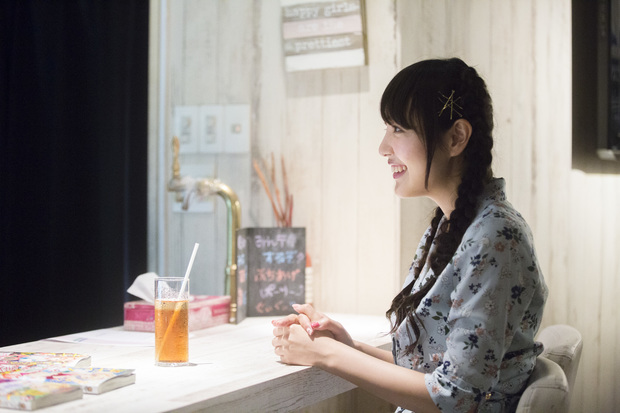 打ち解けた様子の長久さん