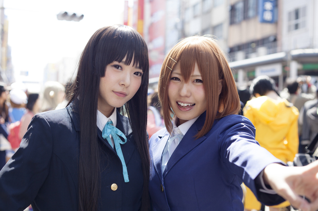 雪瀬ハルさん、黒子さきさん(『けいおん!』秋山澪、平沢唯)