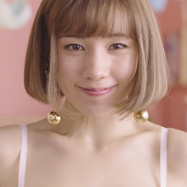仲里依紗_ブラジェニック