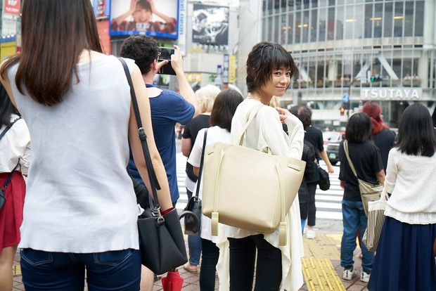 真木よう子、フォトマガジン出版プロジェクト。