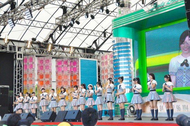 AKB48 Team 8