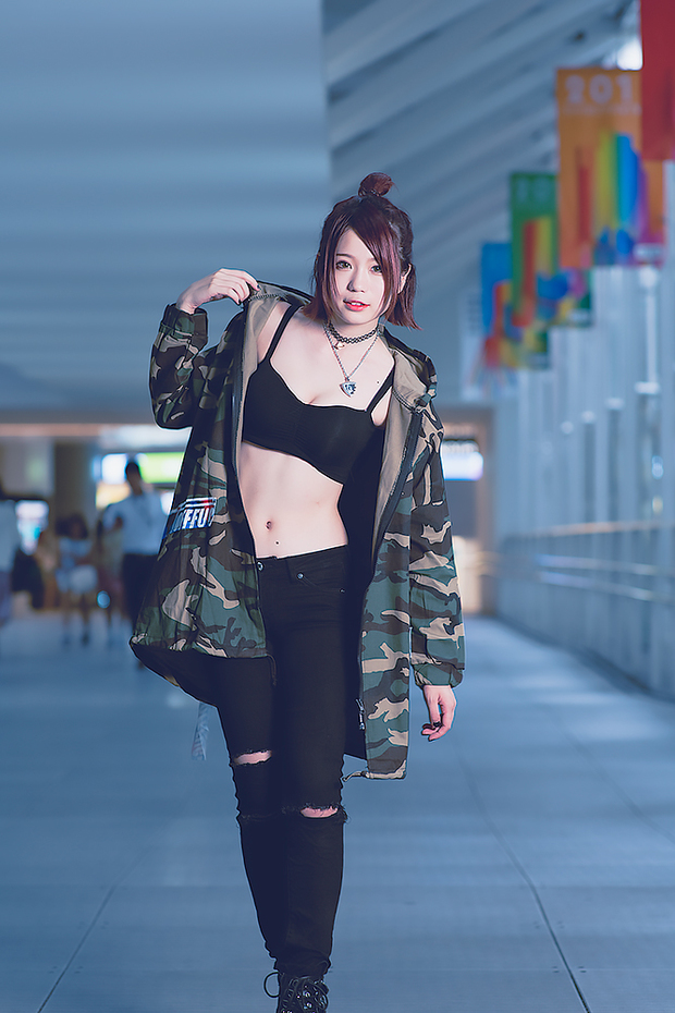 岩瀬唯奈さん48