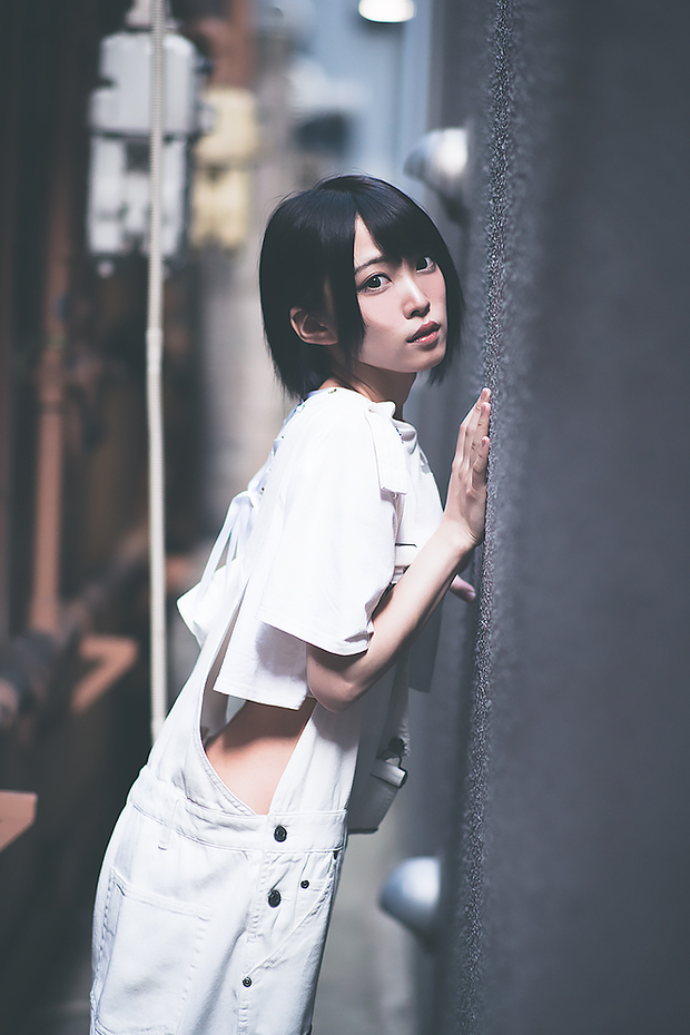 山吹りょうさん写真