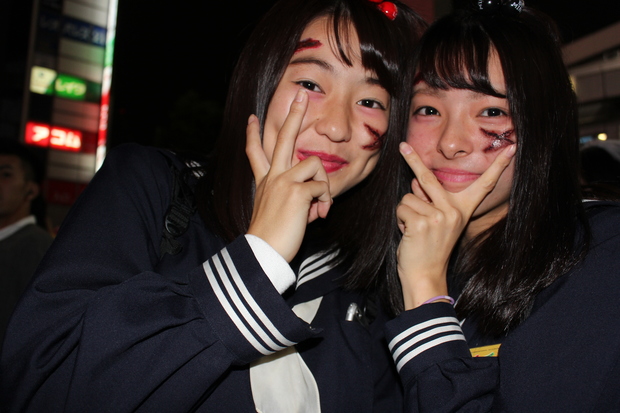 【写真】JKとJDで溢れる渋谷ハロウィン当日! 非日常を求める10代たち