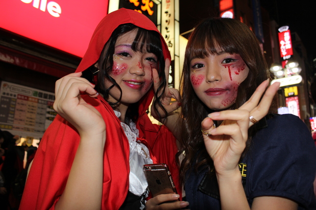 【写真】JKとJDで溢れる渋谷ハロウィン当日! 非日常を求める10代たち