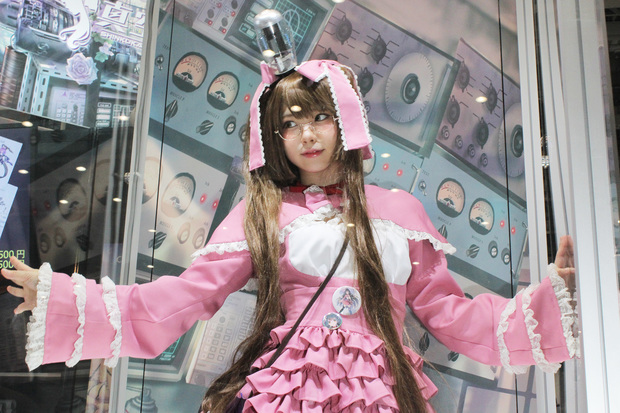 【コミケ90】夏コミのコスプレコンパニオンまとめ「真空管ドール」