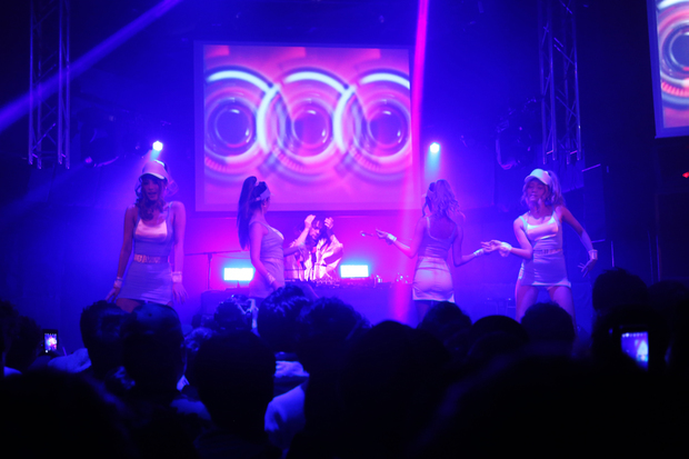 CYBERJAPAN DANCERS