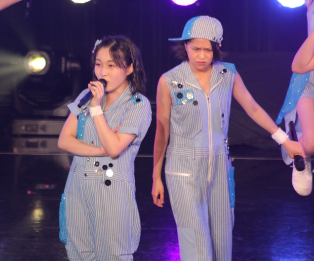 (左から)藤井梨央さん、田口夏実さん