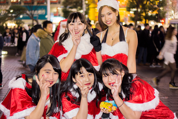 サンタコスプレ女子