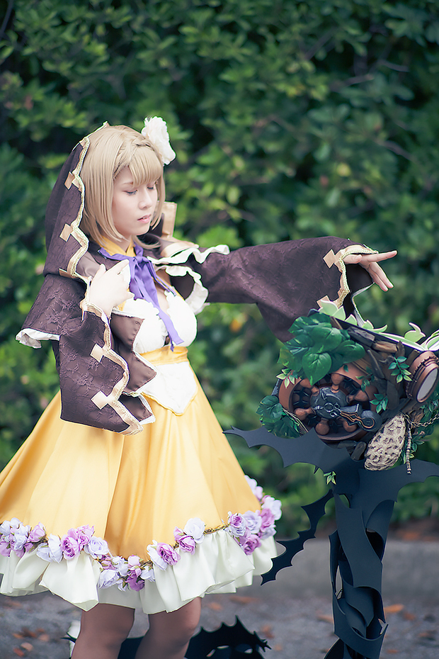 七瀬さくらさんの『シノアリス』いばら姫(ソーサーラー) コスプレ2